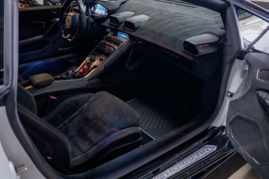 2018 Lamborghini Huracan LP 640-4 Performante