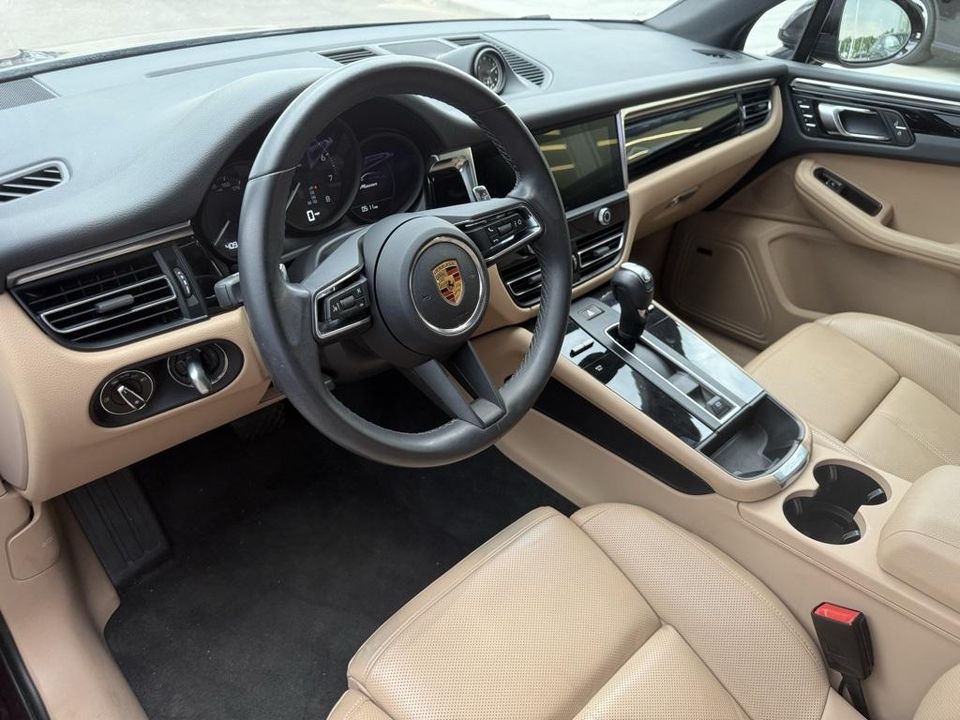 2023 Porsche Macan