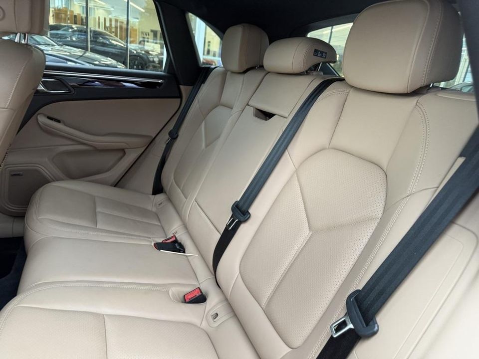 2023 Porsche Macan
