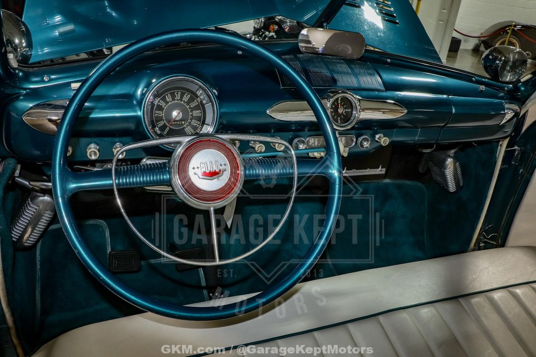 1950 Ford 2 Door Sedan