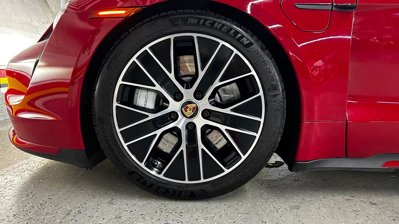 2022 Porsche Taycan