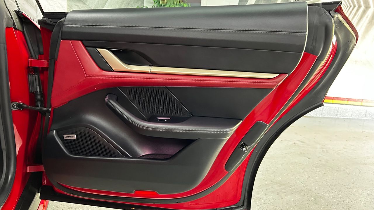 2022 Porsche Taycan