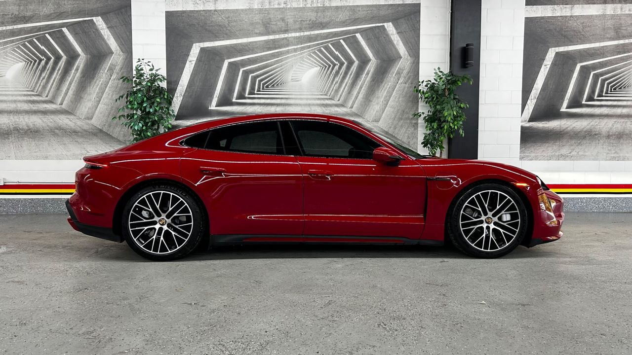 2022 Porsche Taycan