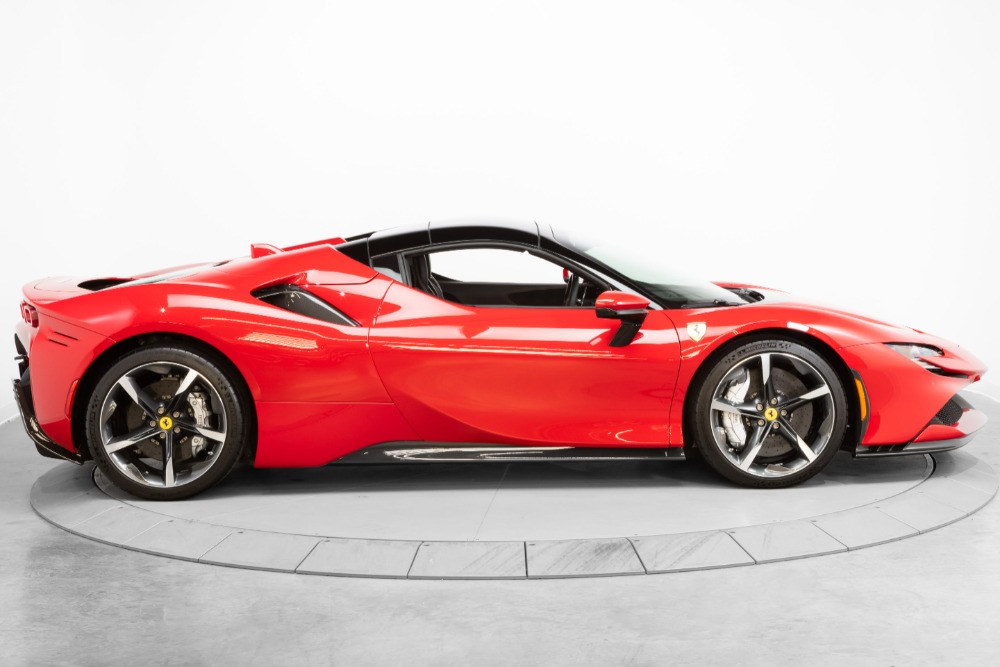 2023 Ferrari SF90 Spider