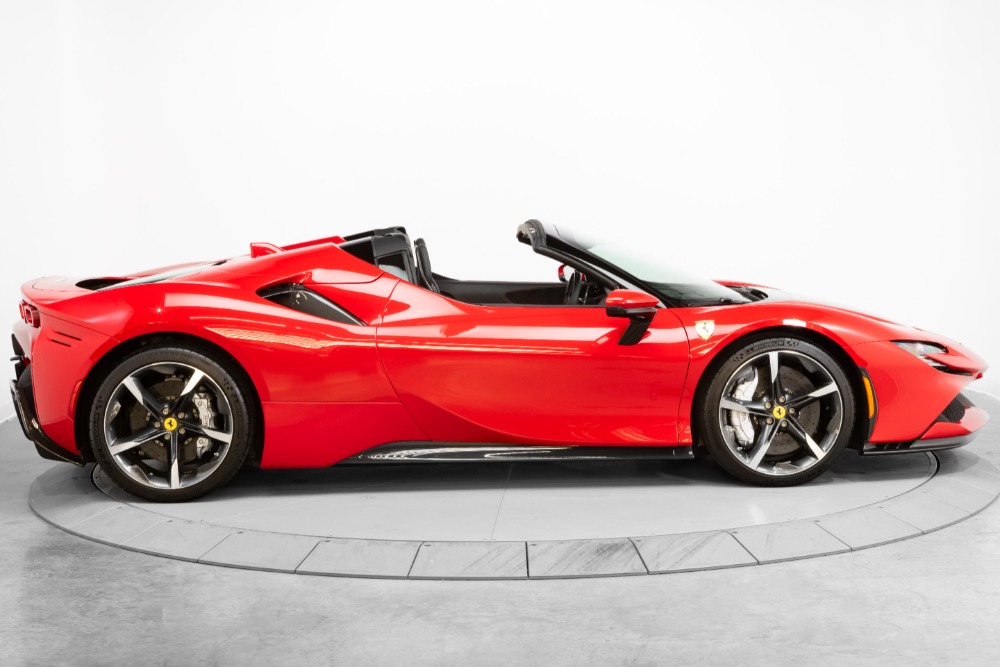 2023 Ferrari SF90 Spider