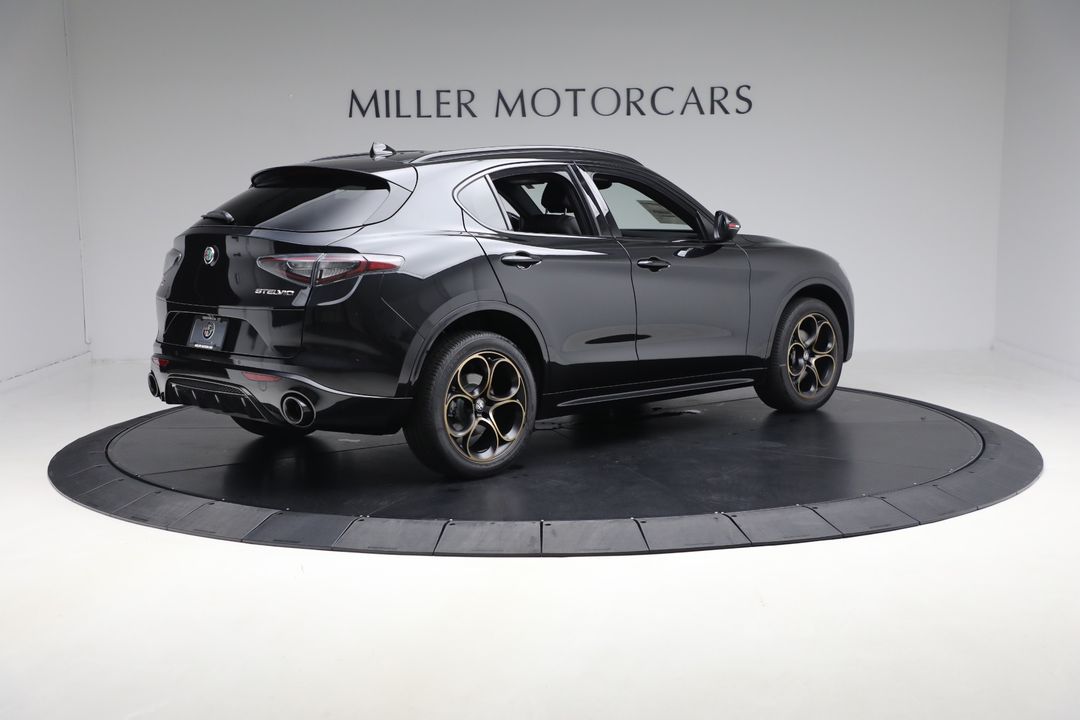 2025 Alfa Romeo Stelvio