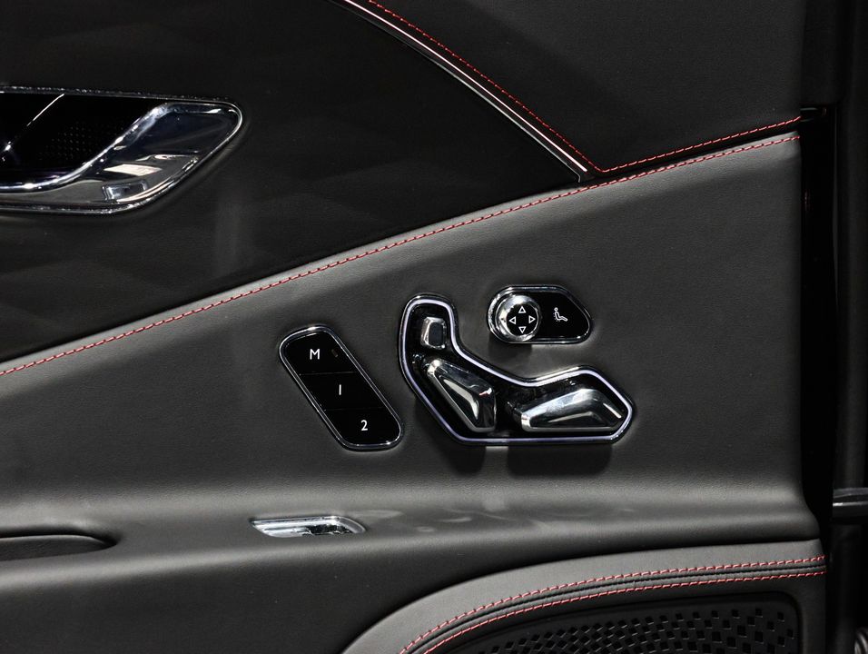 2023 Bentley Flying Spur Azure V8