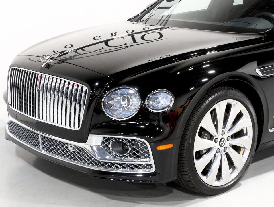 2023 Bentley Flying Spur Azure V8