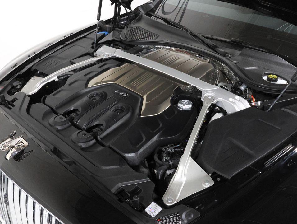 2023 Bentley Flying Spur Azure V8
