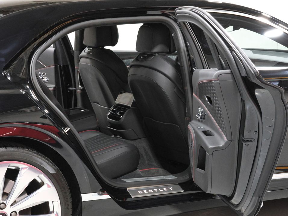2023 Bentley Flying Spur Azure V8