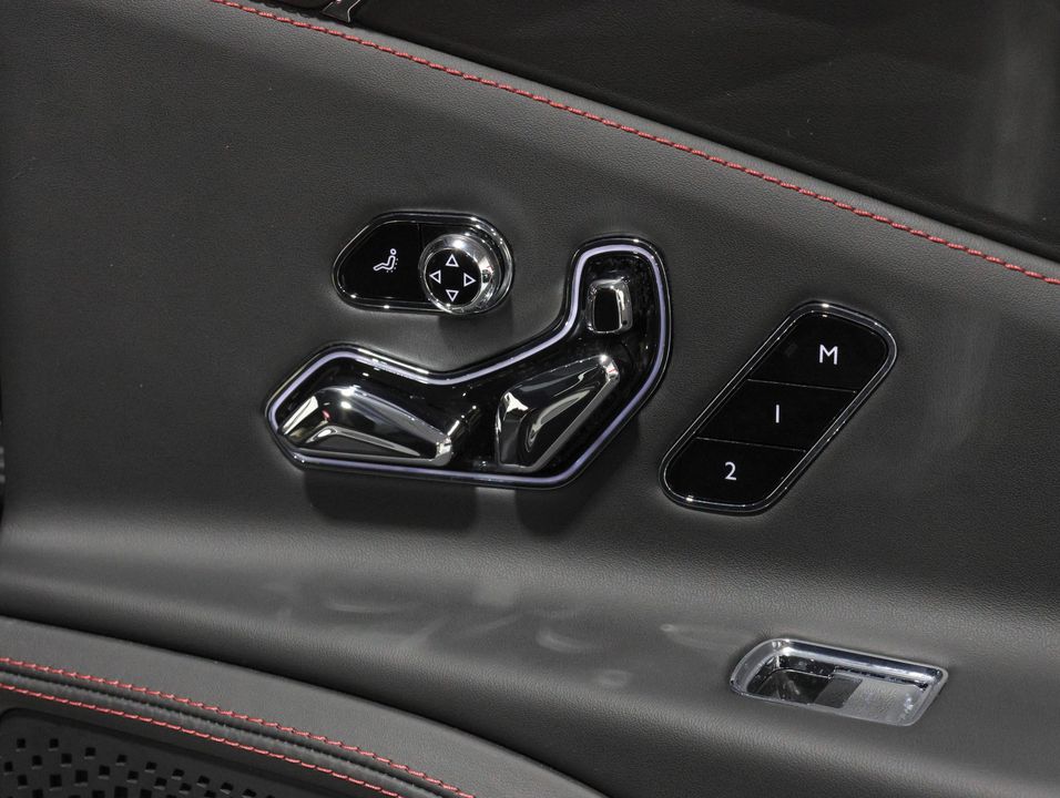 2023 Bentley Flying Spur Azure V8