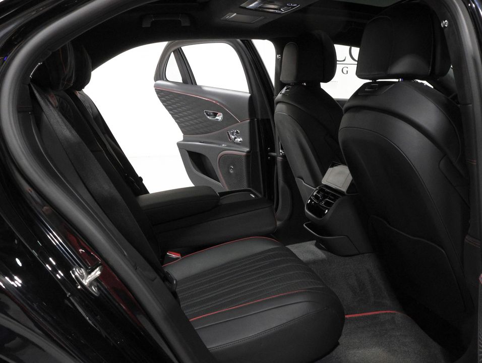 2023 Bentley Flying Spur Azure V8