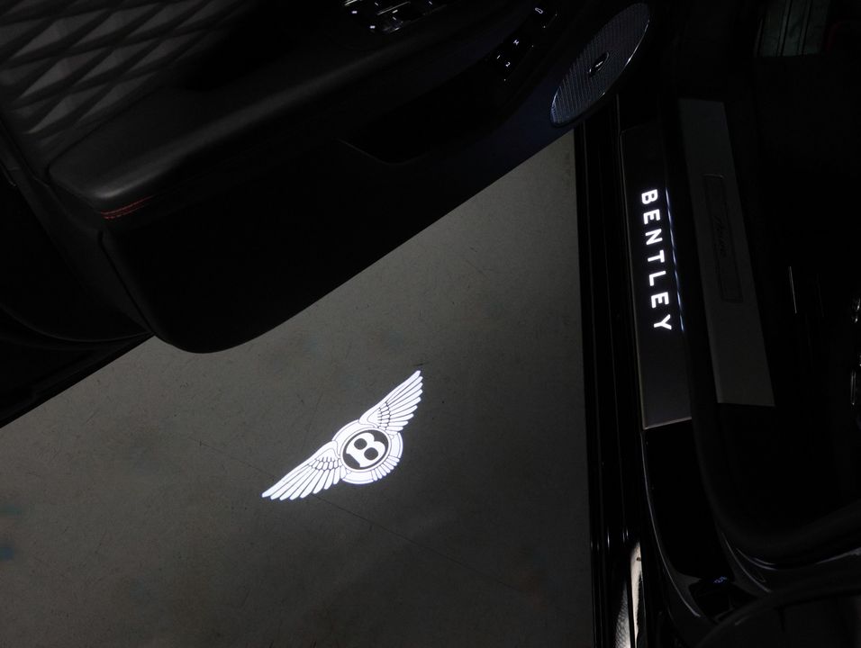 2023 Bentley Flying Spur Azure V8