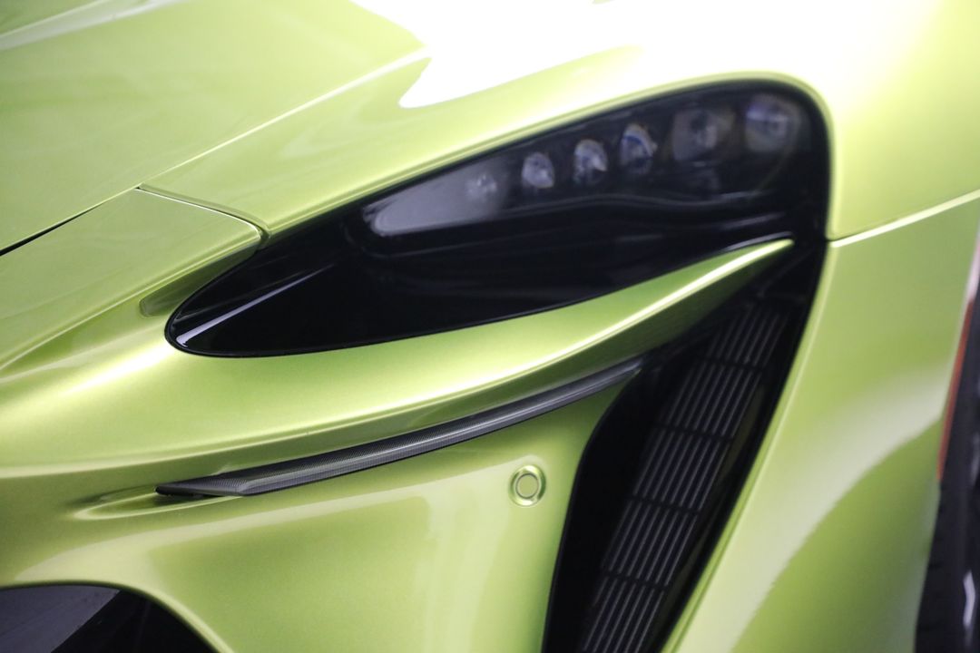 2024 McLaren Artura