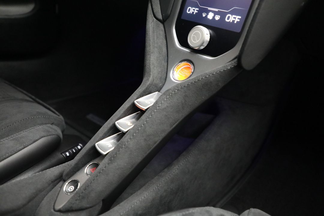 2026 McLaren 750S Spider