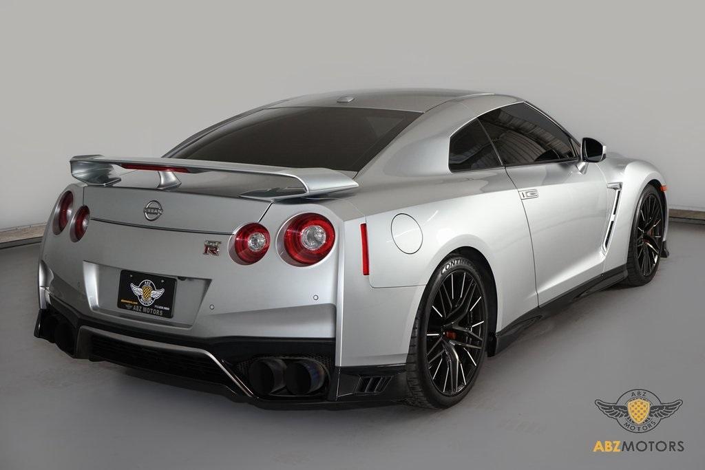 2023 Nissan GT-R