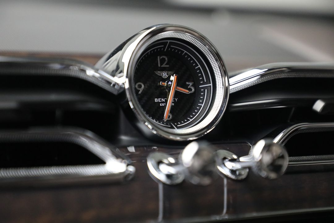 2025 Bentley Bentayga