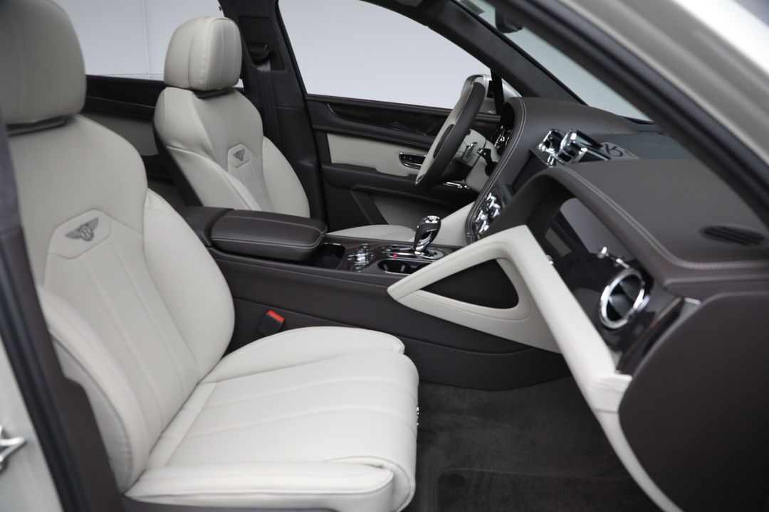 2025 Bentley Bentayga