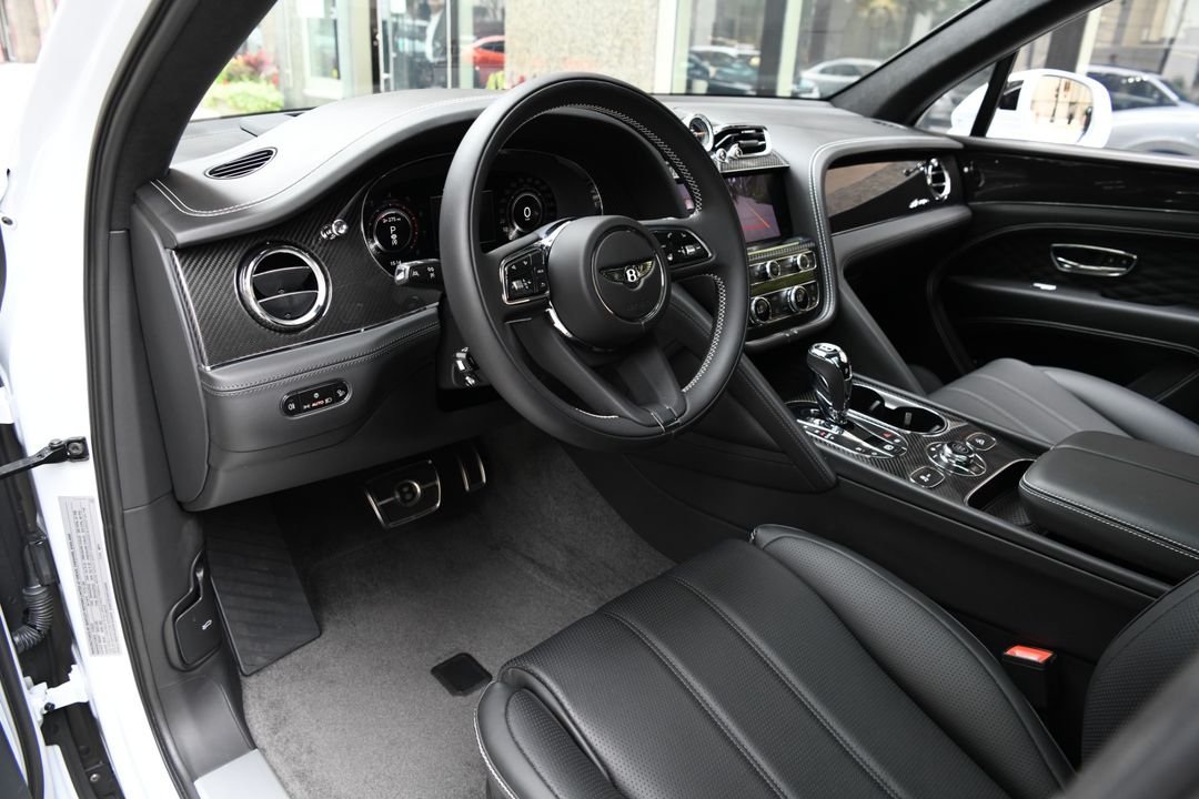 2024 Bentley Bentayga