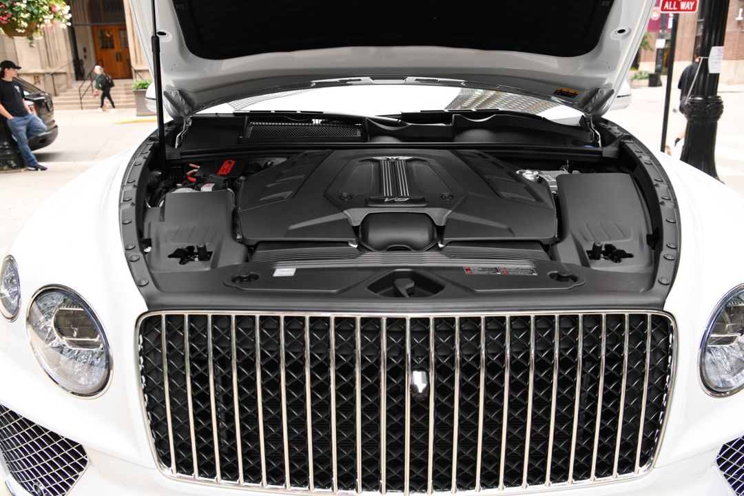 2024 Bentley Bentayga
