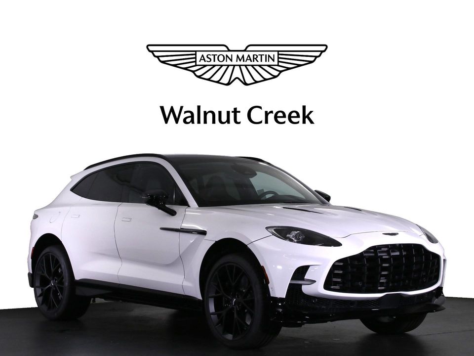 2025 Aston Martin DBX