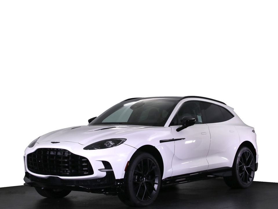 2025 Aston Martin DBX