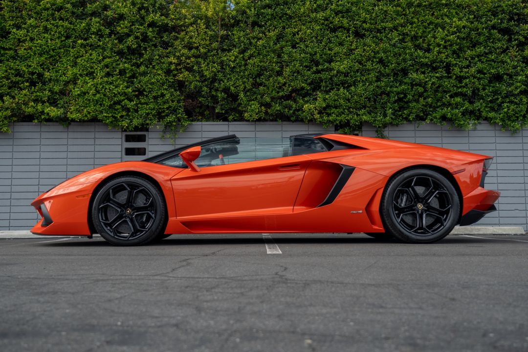 2014 Lamborghini Aventador