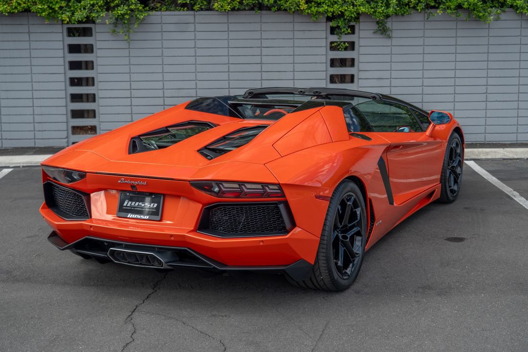 2014 Lamborghini Aventador