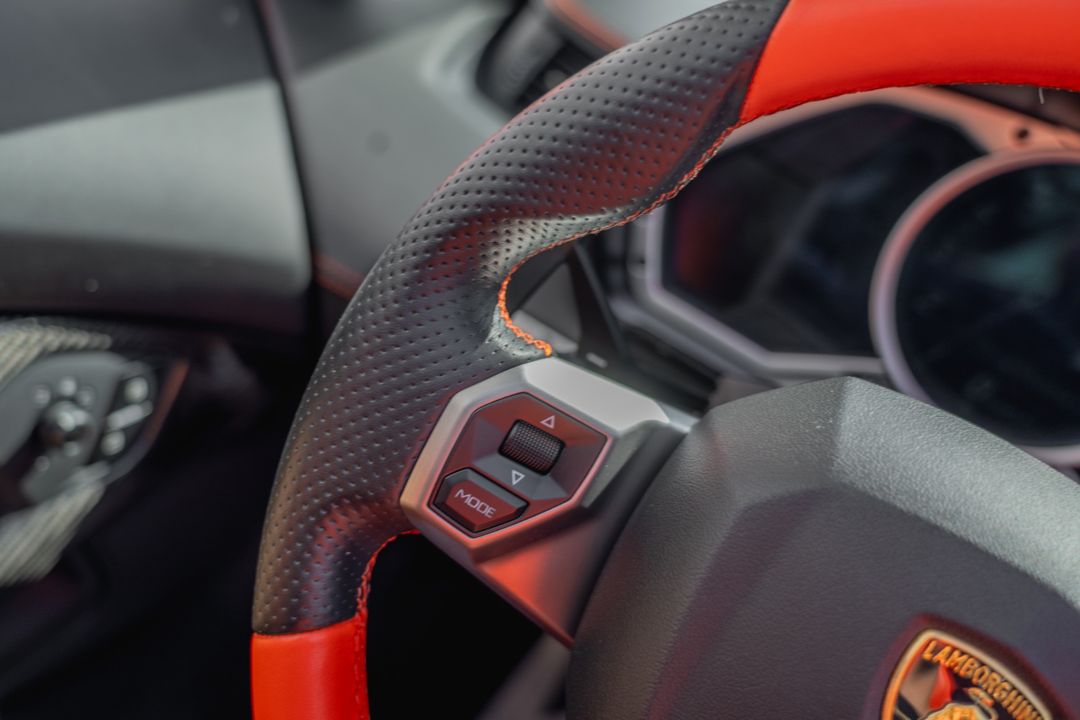 2014 Lamborghini Aventador