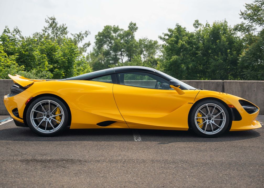 2025 McLaren 750S