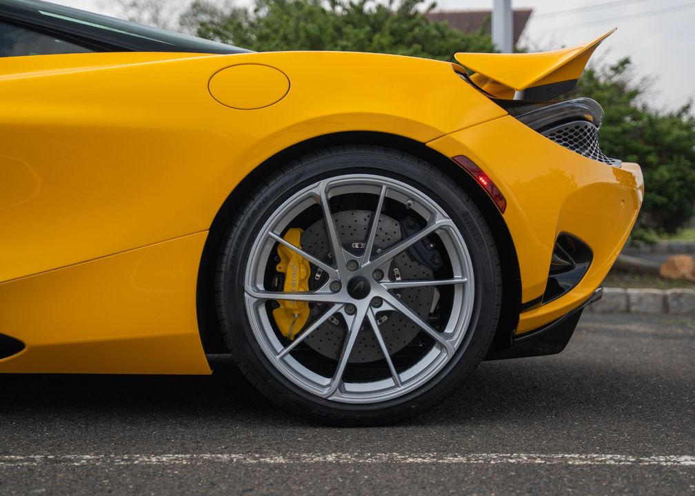 2025 McLaren 750S