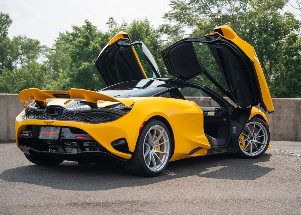 2025 McLaren 750S