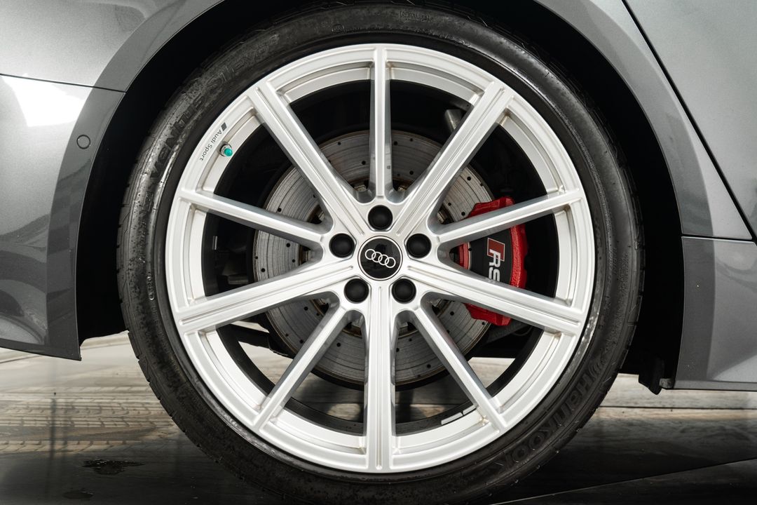 2021 Audi RS 7