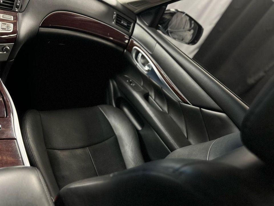 2019 INFINITI Q70L