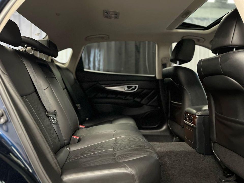 2019 INFINITI Q70L