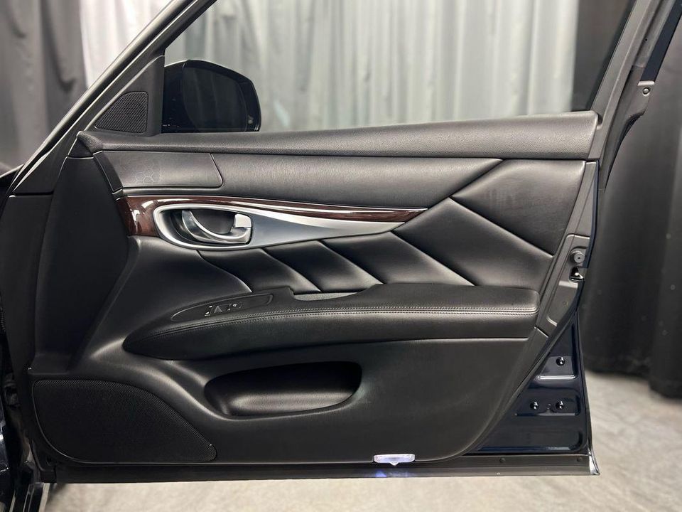 2019 INFINITI Q70L