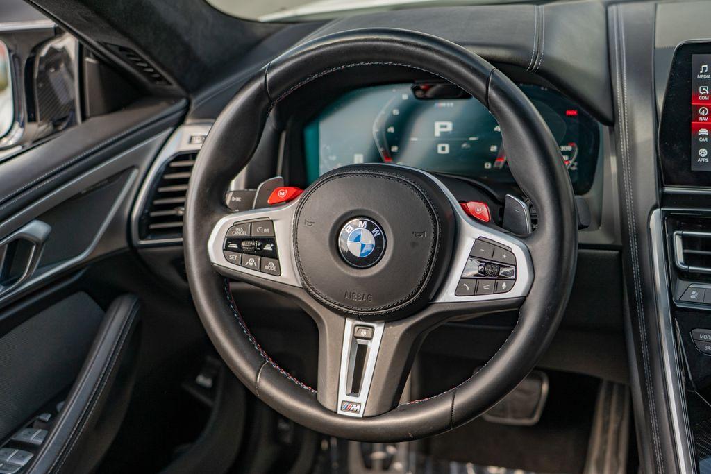 2023 BMW M8