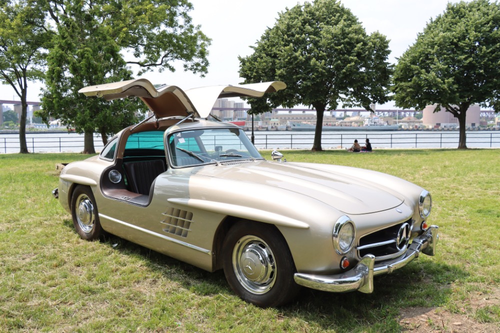 1991 Mercedes-Benz 300SL Gullwing Replica