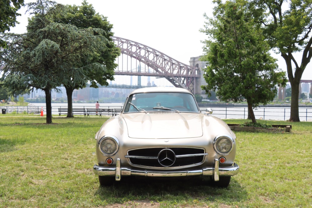 1991 Mercedes-Benz 300SL Gullwing Replica