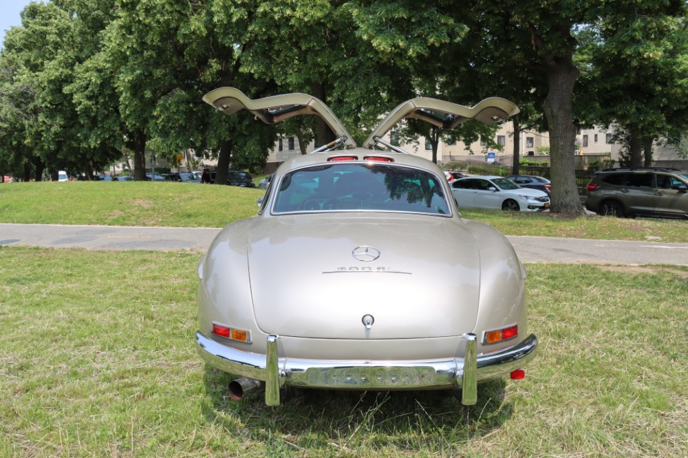 1991 Mercedes-Benz 300SL Gullwing Replica