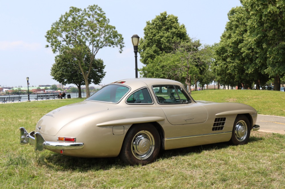 1991 Mercedes-Benz 300SL Gullwing Replica