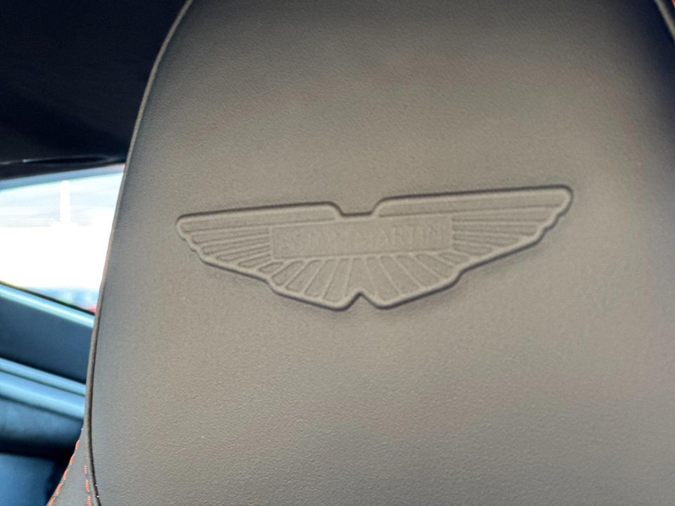 2025 Aston Martin Vantage