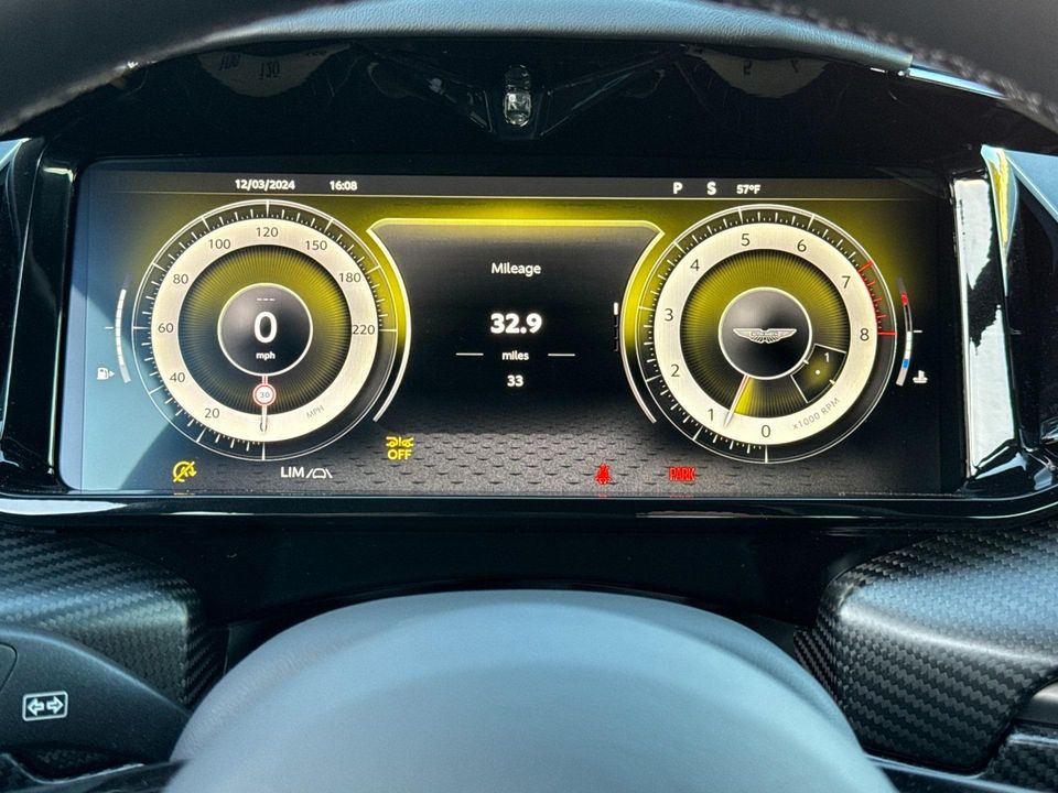 2025 Aston Martin Vantage