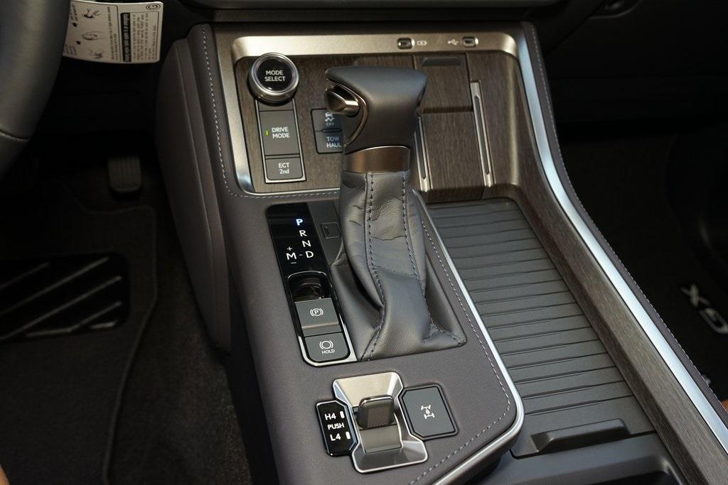 2025 Lexus GX 550