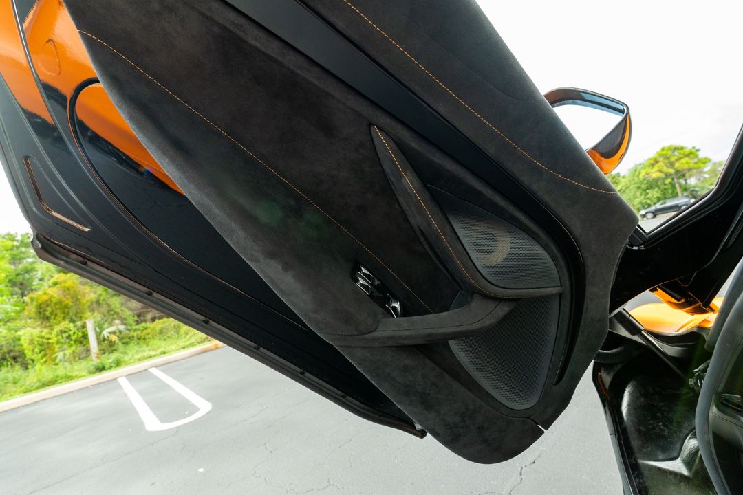 2021 McLaren 765LT