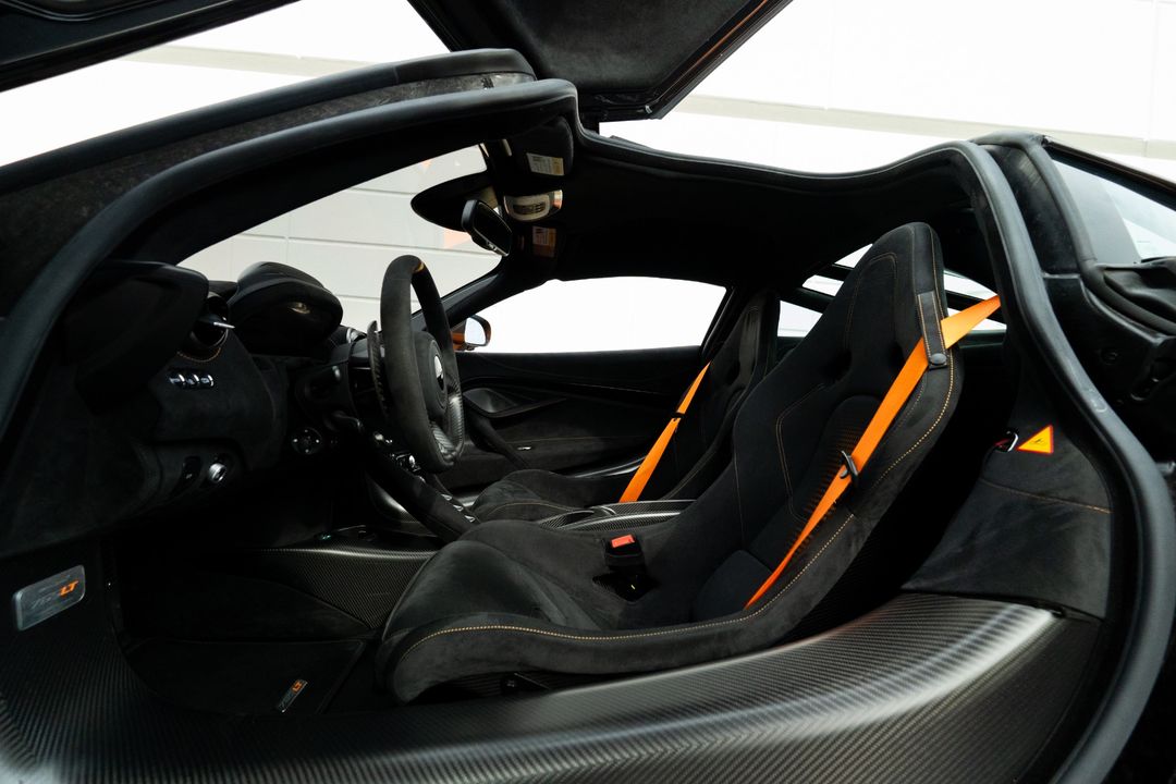 2021 McLaren 765LT