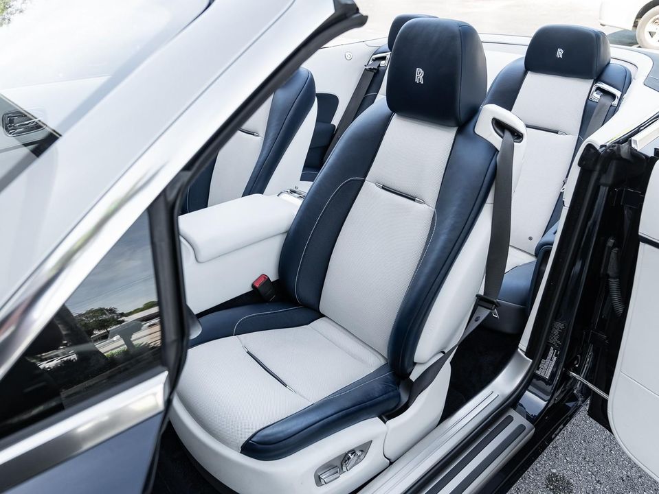 2018 Rolls-Royce Dawn