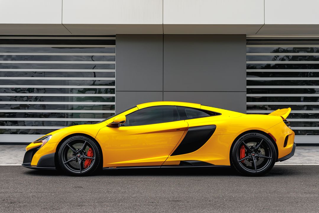 2016 McLaren 675LT