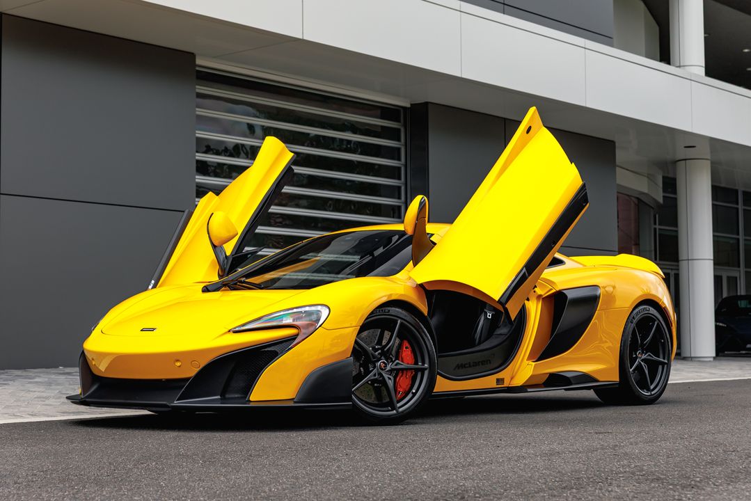 2016 McLaren 675LT
