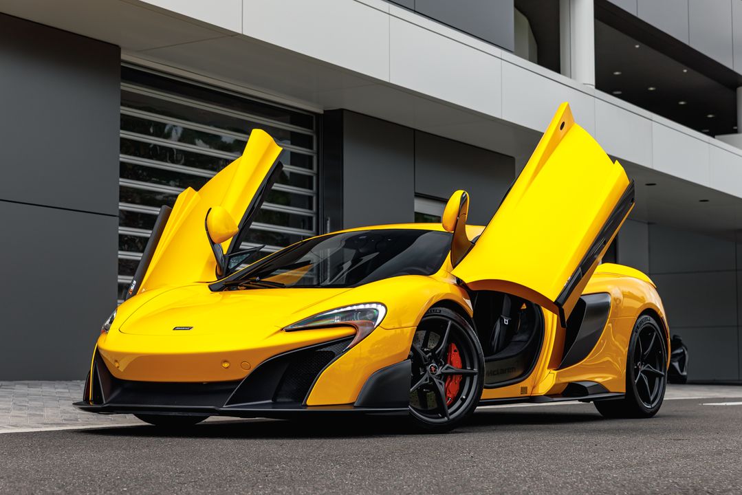 2016 McLaren 675LT